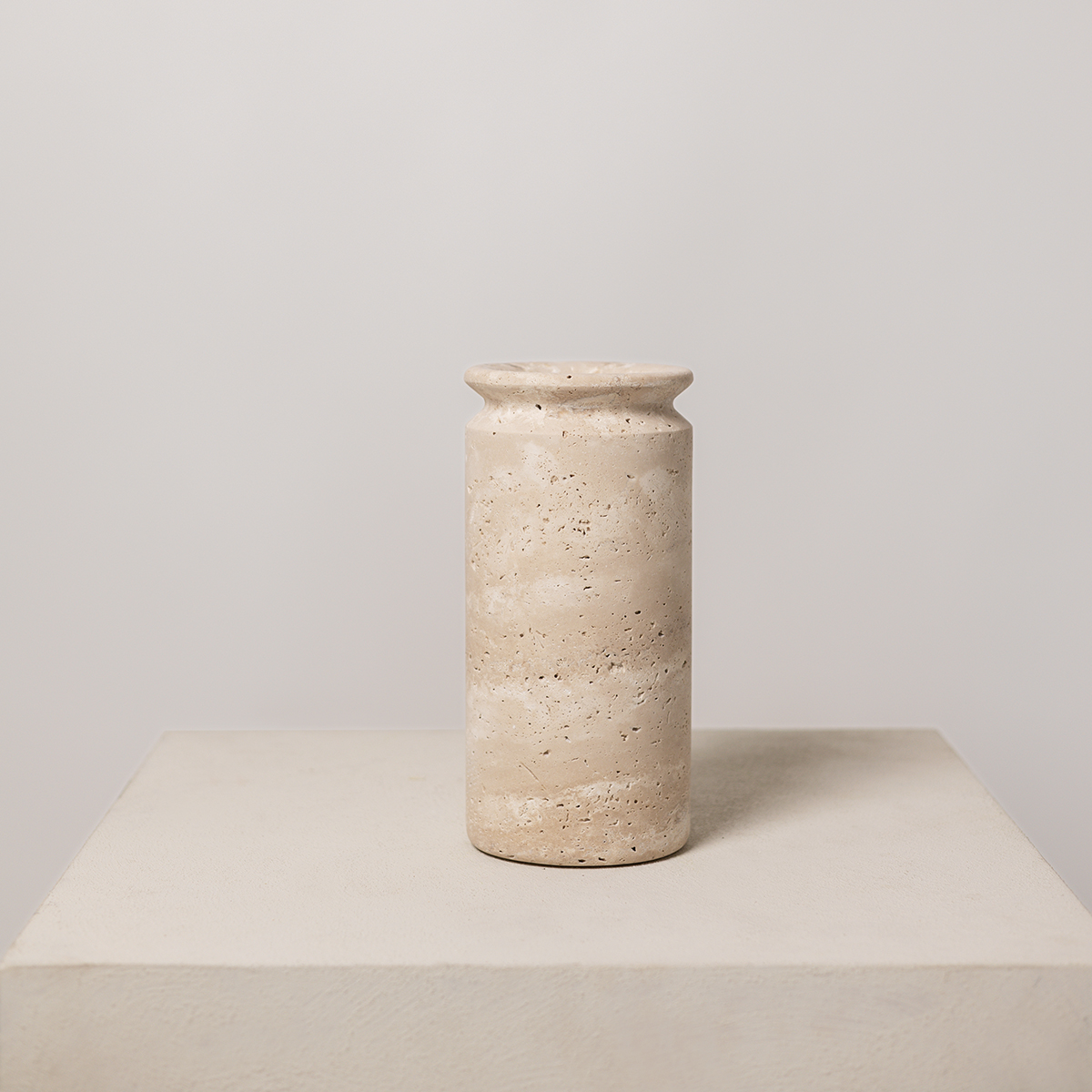 Travertin vaas Serinita M